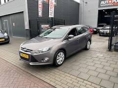 Ford Focus Wagon - 1.0 EcoBoost Titanium 2e Eig Trekhaak Airco NAP APK