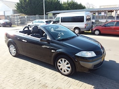 Renault Mégane coupé cabriolet - 2.0-16V Privilège zeer nette megane cabrio