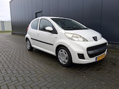 Peugeot 107 - 1.0-12V XS / 5 drs