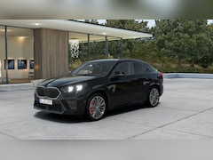 BMW X2 - sDrive20i M Sport Automaat / Trekhaak / Sportstoelen / Head-Up / M Adaptief onderstel / Pa