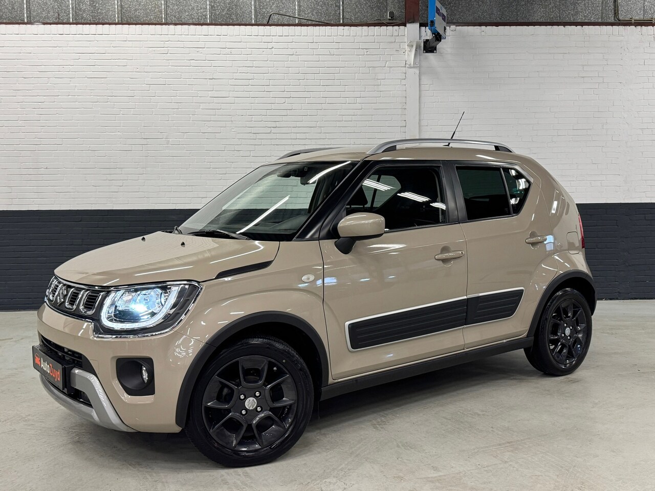 Suzuki Ignis - 1.2 Smart Hybrid Select / Automaat / Camera / Navi / Carplay - AutoWereld.nl