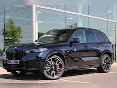 BMW X5 - xDrive50e M Sport Automaat / Panoramadak / Massagefunctie / Parking Assistant Professional