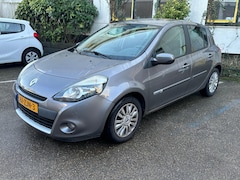 Renault Clio - 1.2 Collection/ Nette auto/ Goed onderhouden / Nette auto