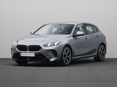 BMW 1-serie - 120 M-Sport | Harman Kardon | Stoelverwarming | Comfort Access | Driving Assistant |