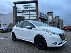 Peugeot 208 - 1.2 VTi Envy 5deurs Airco PDC NAP NAVI