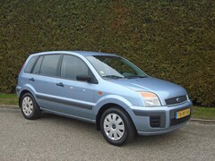 Ford Fusion - 1.4-16V Champion..AIRCO
