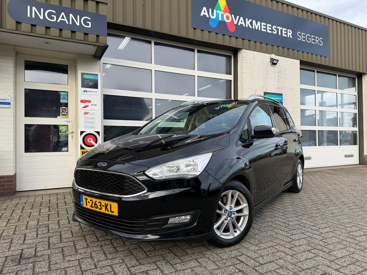 Ford Grand C-Max - 1.0 Trend|Airco|Cruise control|Stoel Verwarming| - AutoWereld.nl
