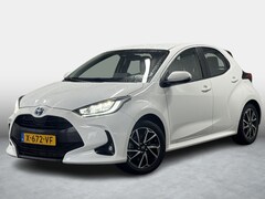 Toyota Yaris - 1.5 Hybrid Dynamic Stoelverwarming Carplay Clima