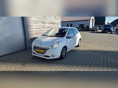 Peugeot 208 - 1.4 e-HDi Blue Lease