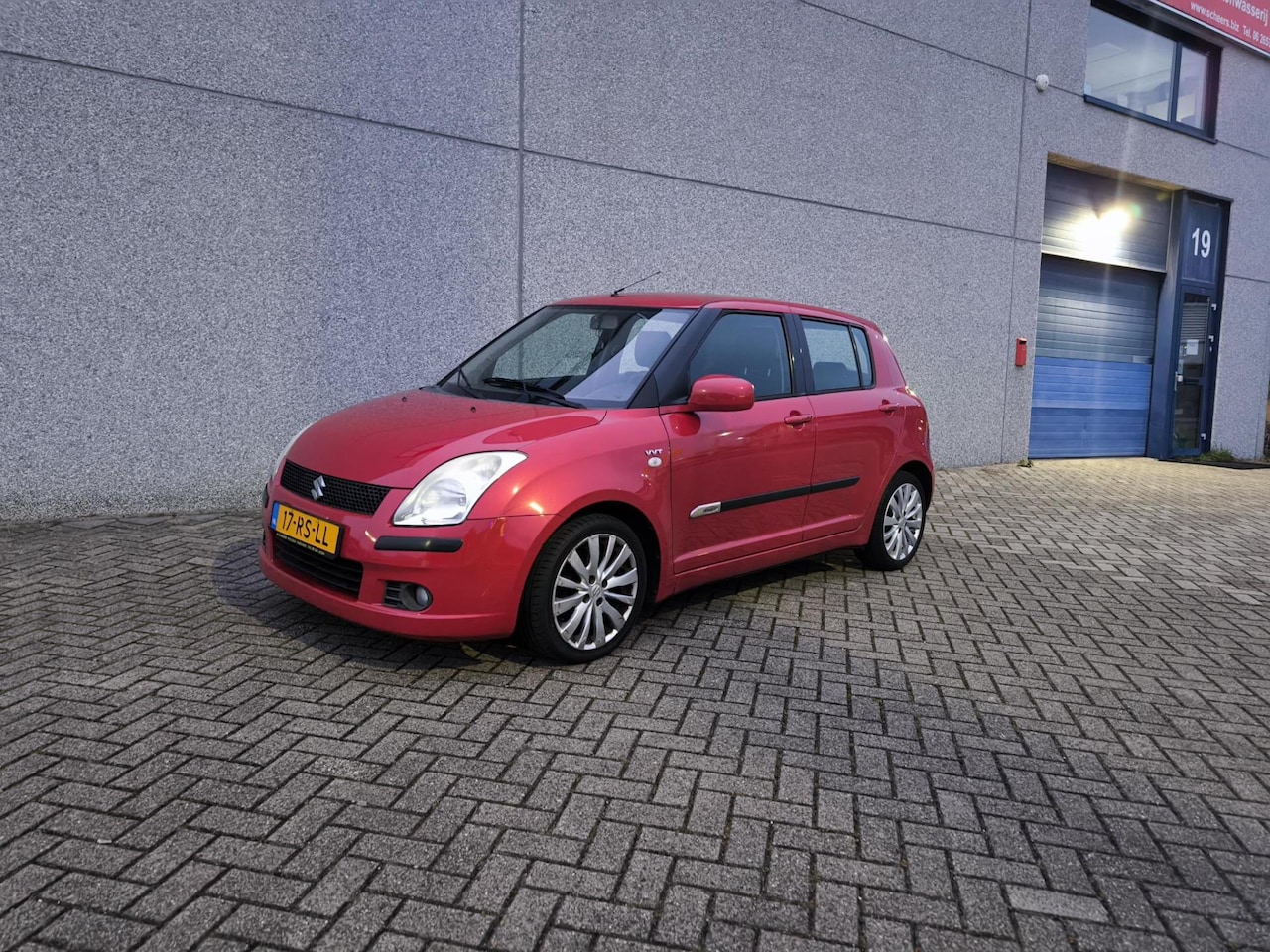Suzuki Swift - 1.5 Exclusive 1.5 Exclusive - AutoWereld.nl