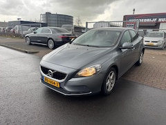 Volvo V40 - 2.0 D2 Inscription FACELIFT