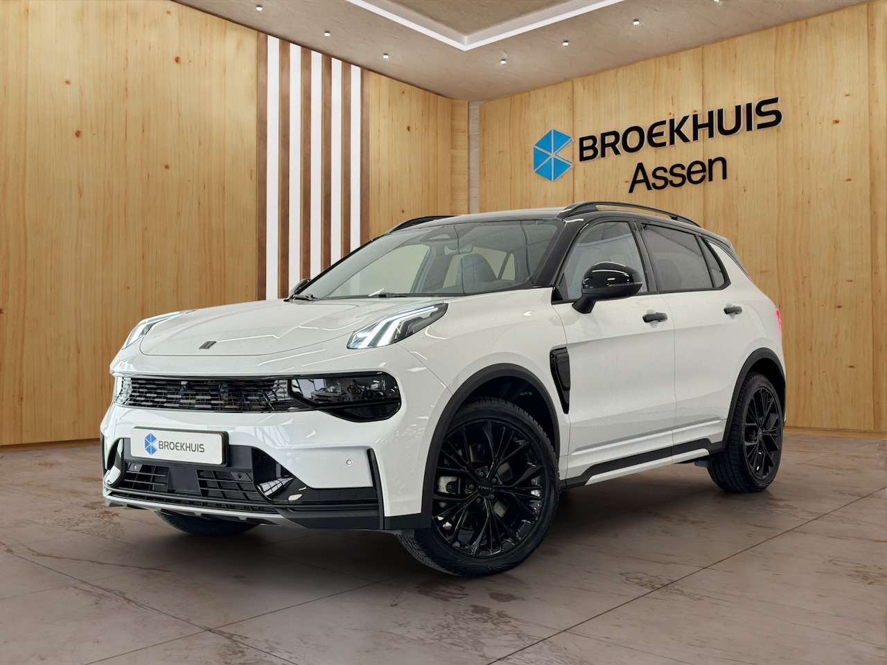 Lynk & Co 01 - More | Panoramadak | 360 camera | Stoel + Stuurverwarming |Adaptieve cruise control | BLIS - AutoWereld.nl