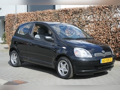 Toyota Yaris - 1.3-16V VVT-i Sol AIRCO