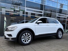 Volkswagen Tiguan - 1.5 TSI ACT Comfortline Business