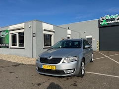 Skoda Octavia Combi - 1.6 TDI Greentech Active
