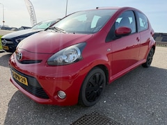 Toyota Aygo - 1.0 VVT-i Now Airco Bluetooth APK Elek.pakket