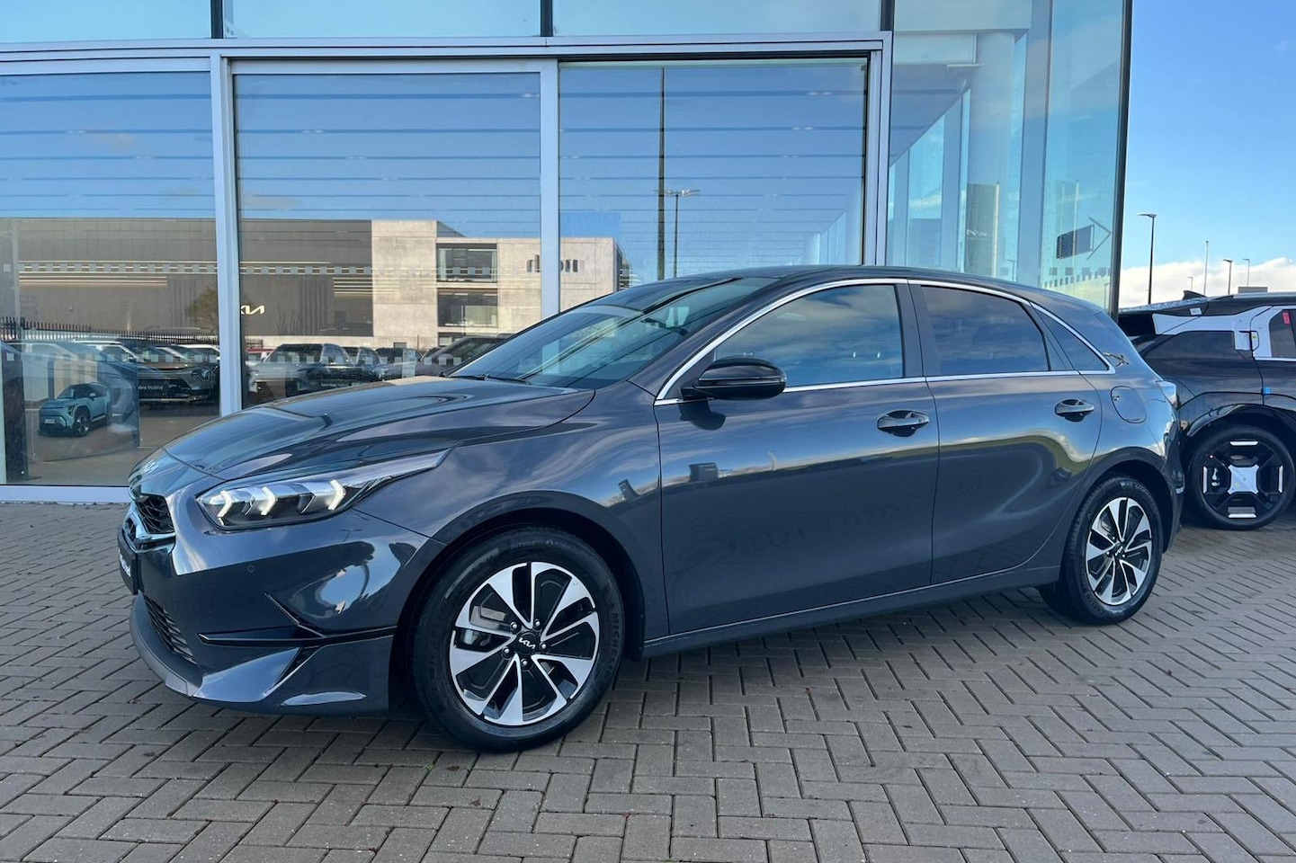 Kia Cee'd - Ceed 1.0 Turbo Design Edition | PRIVATE LEASE V.A. €399,- P.M. | JBL |  Navigatie | Camera - AutoWereld.nl