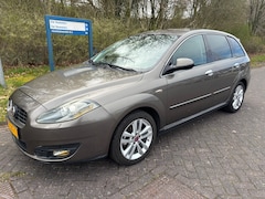 Fiat Croma - 1.8 16V Corporate Premium | Airco | Navi