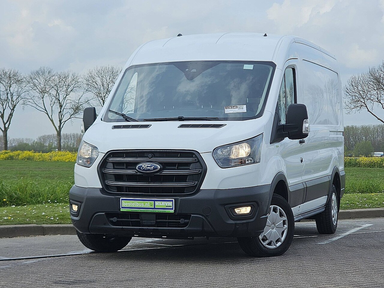 Ford Transit - 2.0 L2H2 Euro6 Trekhaak! - AutoWereld.nl