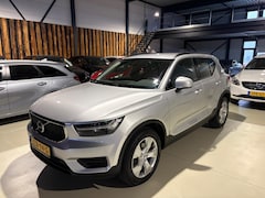 Volvo XC40 - 2.0 T4 AWD Momentum