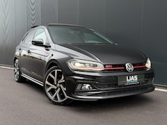 Volkswagen Polo - 2.0 GTI / PANO / DSG / Keyless / Automatisch inparkeren / Blindspot / Beats audio / Achter