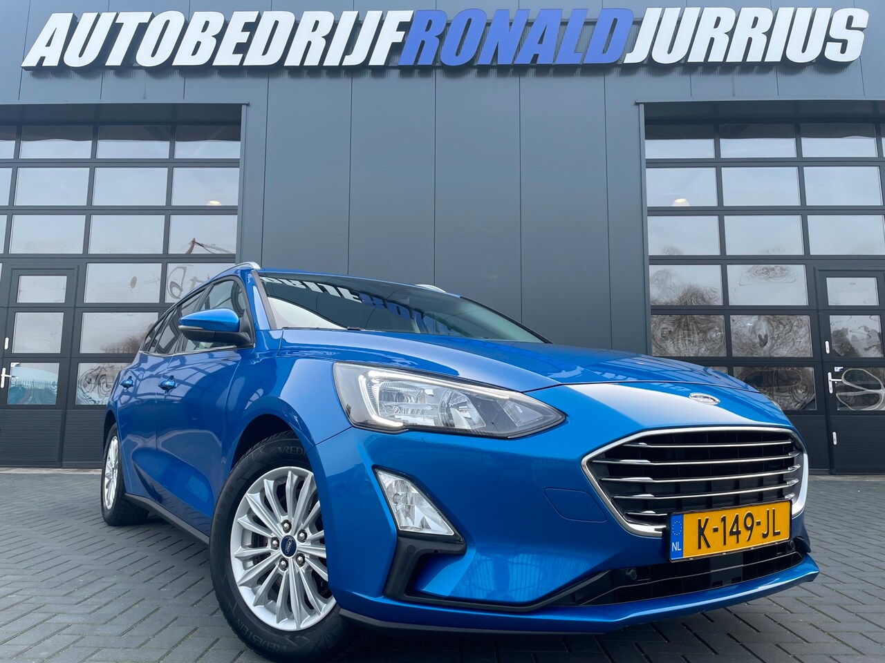 Ford Focus Wagon - 1.0 EcoBoost Hybrid Titanium X Business NL.Auto/Virtual Cockpit/Camera/Cruise-Control/Full - AutoWereld.nl