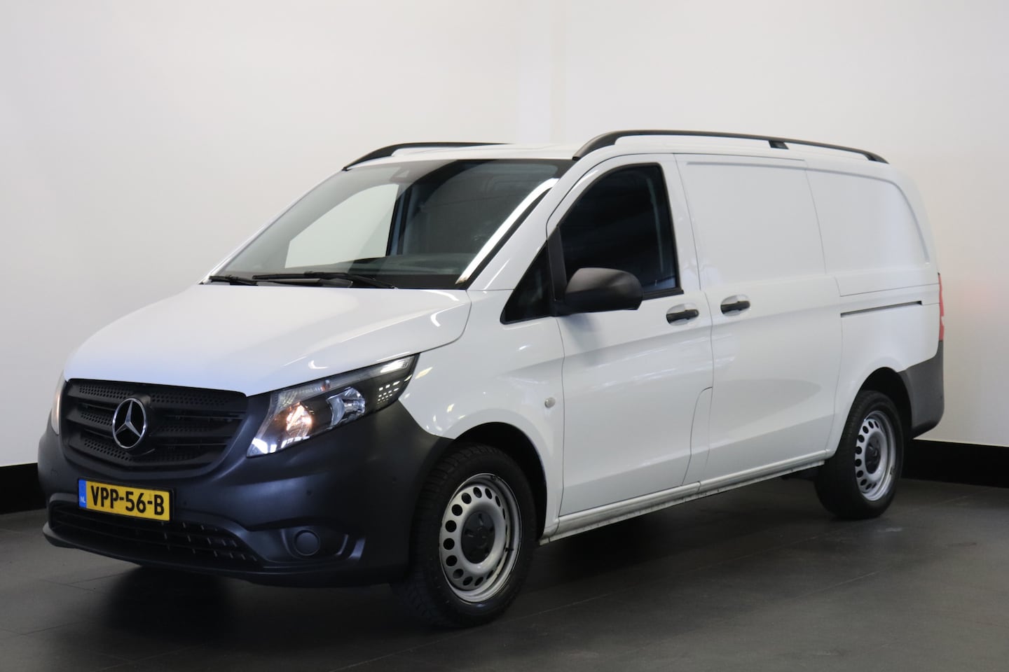Mercedes-Benz Vito - 114 CDI Automaat Lang 2x Schuifdeur EURO 6 - AC/Climate - Cruise - Camera - € 18.900,- Exc - AutoWereld.nl