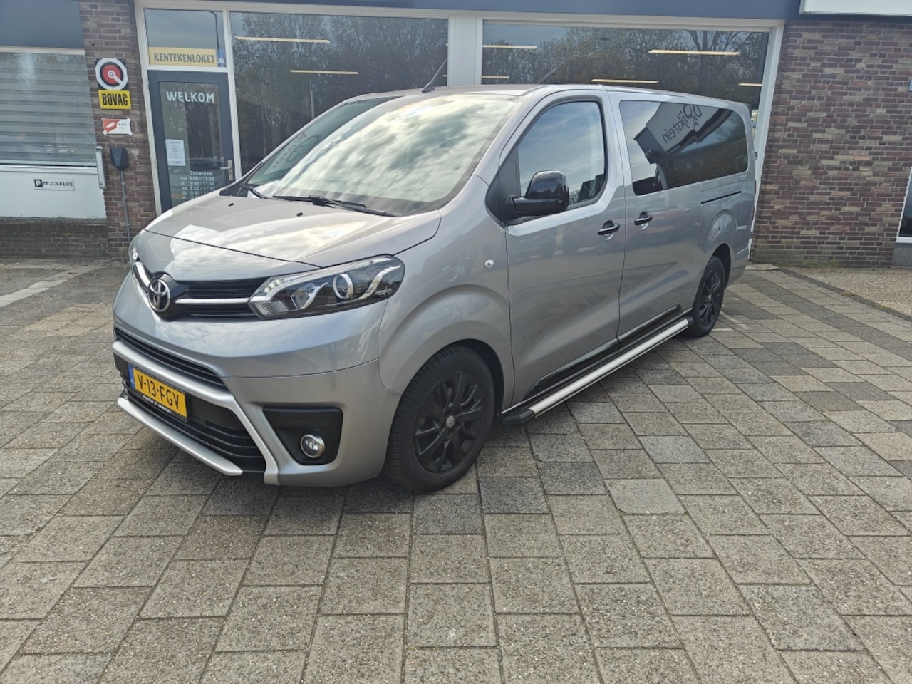 Toyota ProAce Worker - 2.0 D-4D Black L. DC - AutoWereld.nl