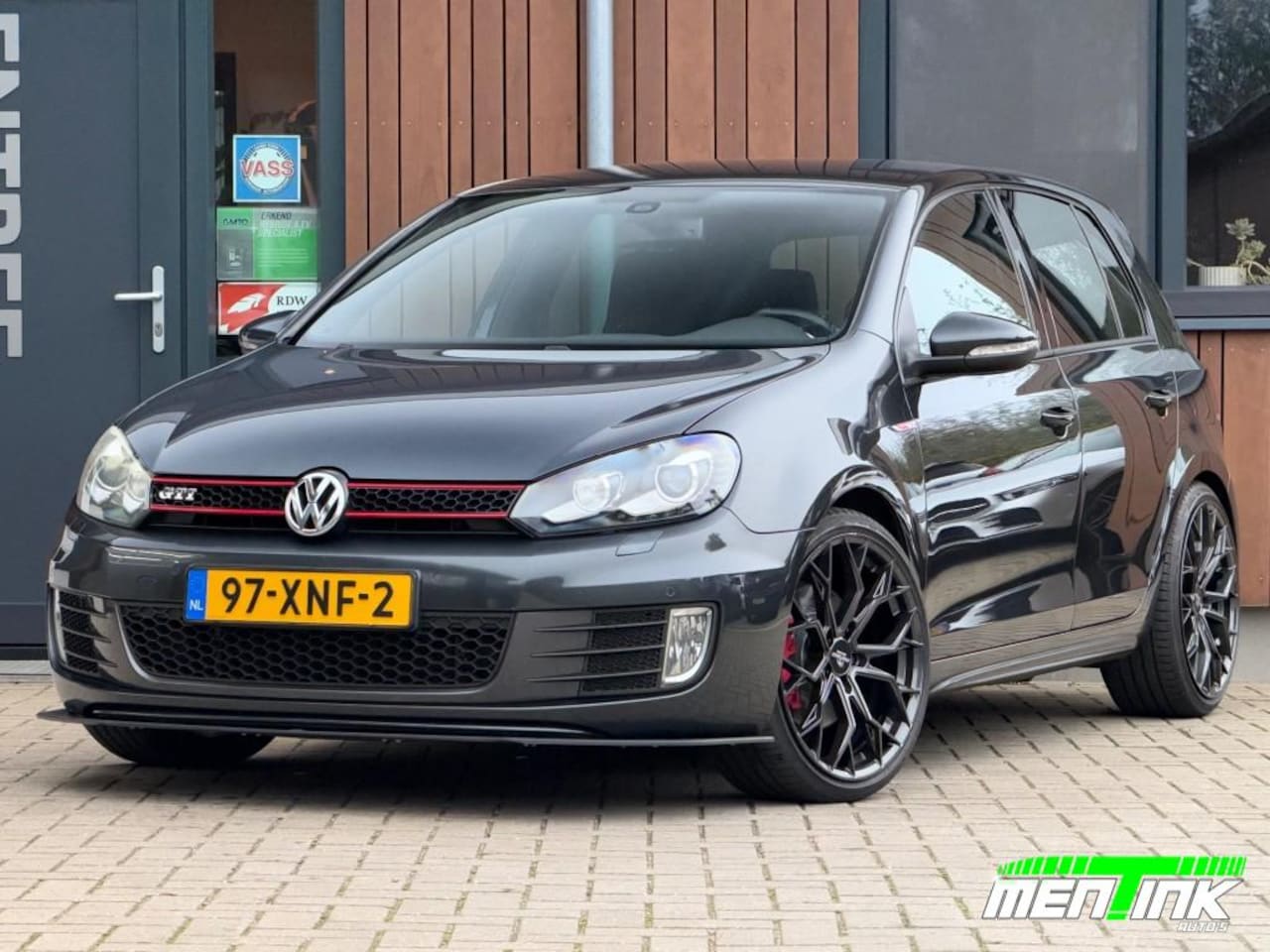 Volkswagen Golf - 2.0 GTI DSG Ori NL Xenon Led Trekhaak N.A.P. - AutoWereld.nl
