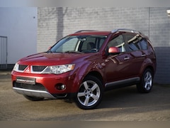Mitsubishi Outlander - 2.4 Intense+, Automaat, 7pers, Youngtimer, Trekhaak