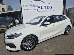 BMW 1-serie - 118i Executive AUTOMAAT NL