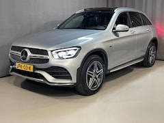 Mercedes-Benz GLC-klasse - 300e 4MATIC AMG Line 19"/SOH 94%/Panoramadak/Dodehoek/Adaptieve cruise/Keyless/Burmester/M
