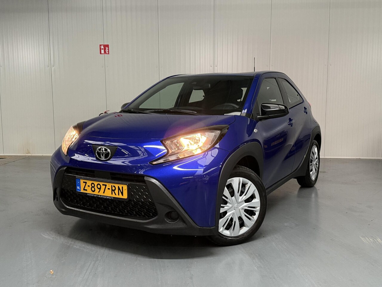 Toyota Aygo X - 1.0 VVT-i MT play 1.0 VVT-i MT Play - AutoWereld.nl
