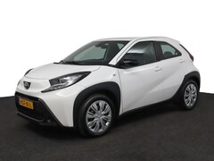 Toyota Aygo X - 1.0 VVT-i MT Play | Adaptive Cruise Control | Apple Carplay | Android Auto | Achteruitrijc