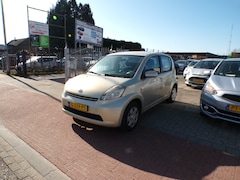 Daihatsu Sirion 2 - 1.3-16V Comfort