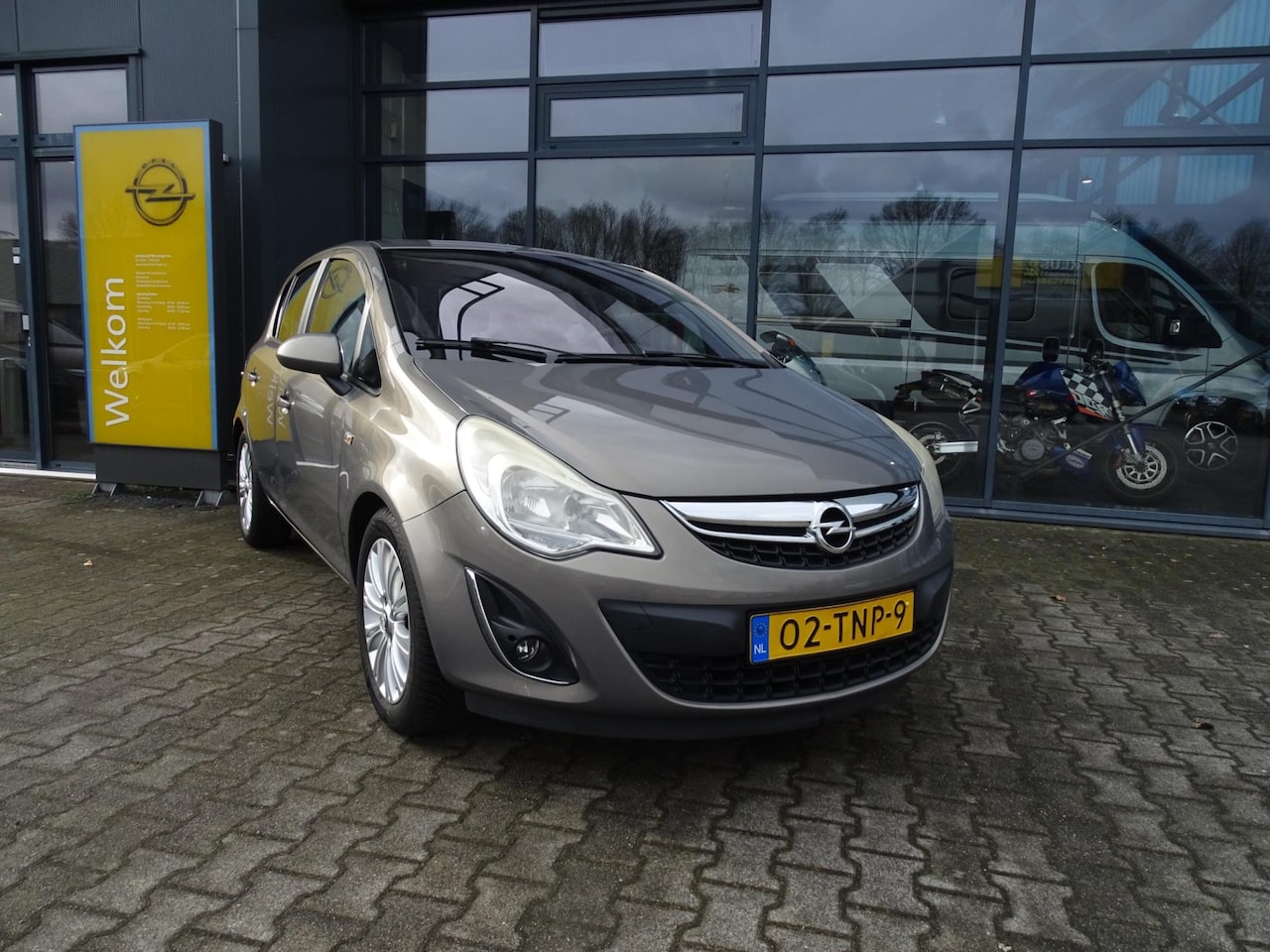 Opel Corsa - 1.4-16V Cosmo 1.4-16V Cosmo - AutoWereld.nl