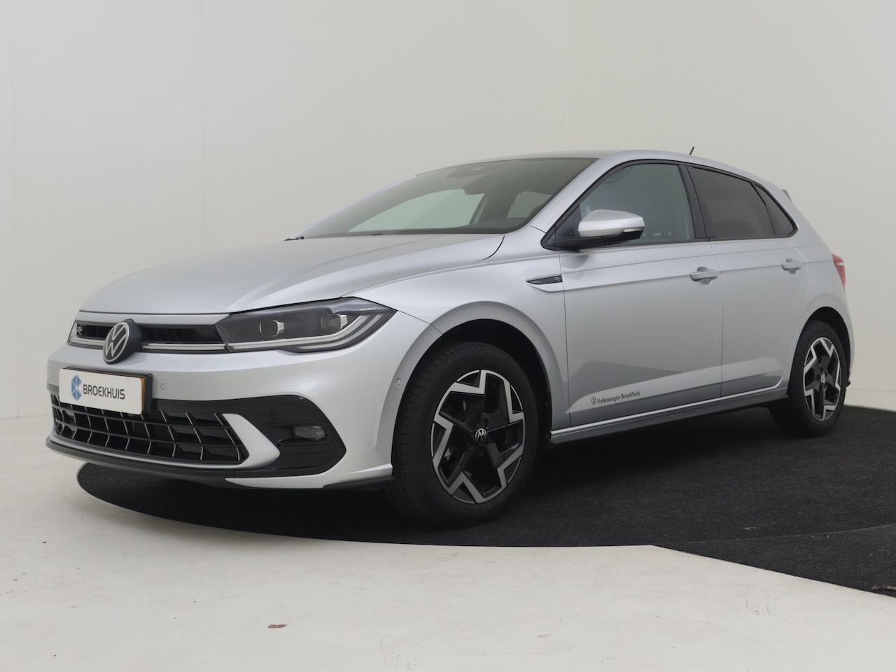 Volkswagen Polo - 1.0 TSI R-Line Edition l R-Line Intr. l IQ Light l Stoelverwarming l Side Assist l Climate - AutoWereld.nl