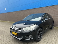 Citroën DS4 - 1.6 Sport Chic | 200pk | Leer | 19” LM Velgen | Lane Assist | Dodehoek-Detectie | Regen &