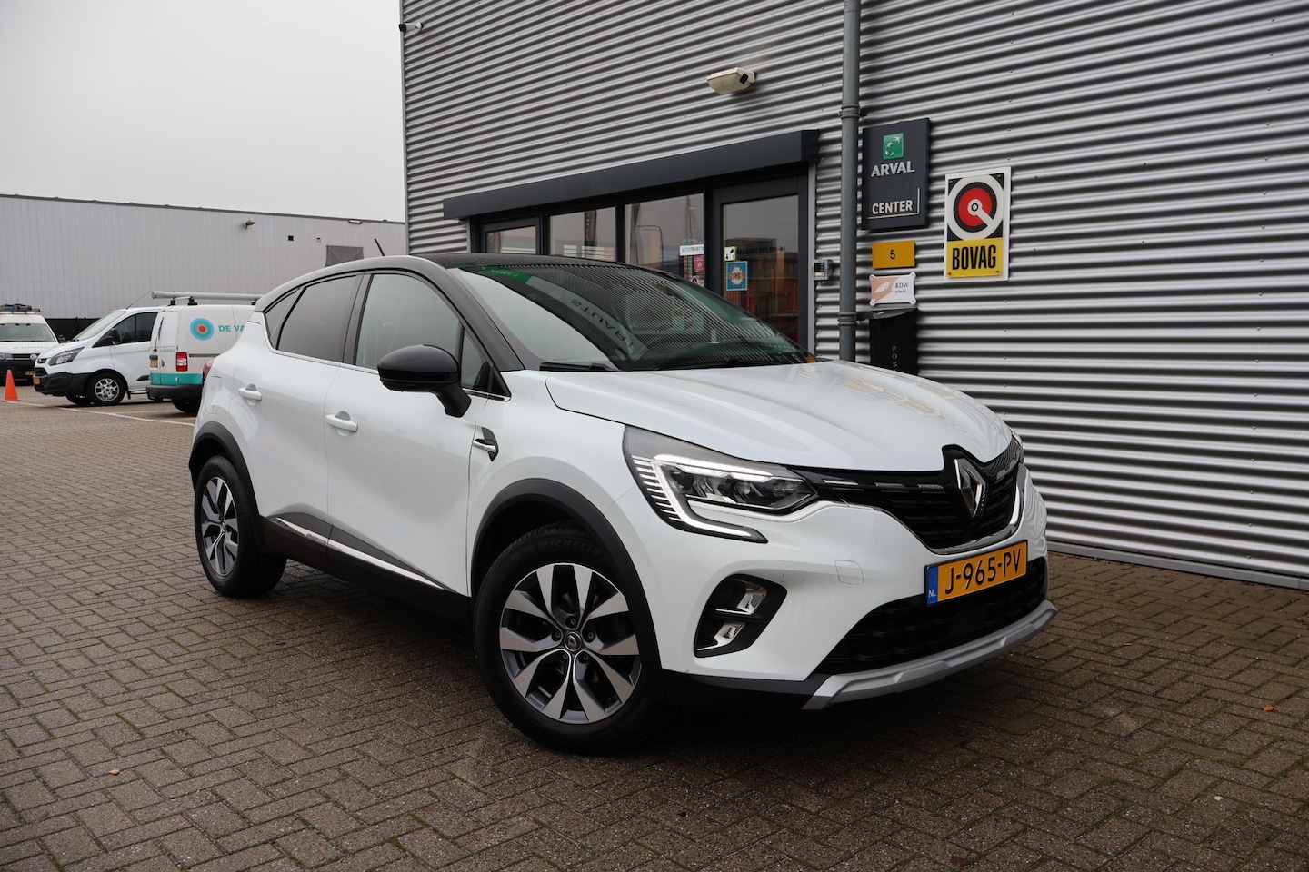 Renault Captur - 1.0 TCe 100 Intens 1 Eigenaar | NAP | Volledig Onderh | BTW | Two-Tone | Carplay | Navi | - AutoWereld.nl