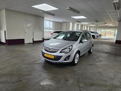 Opel Corsa - 1.2-16V Design Edition