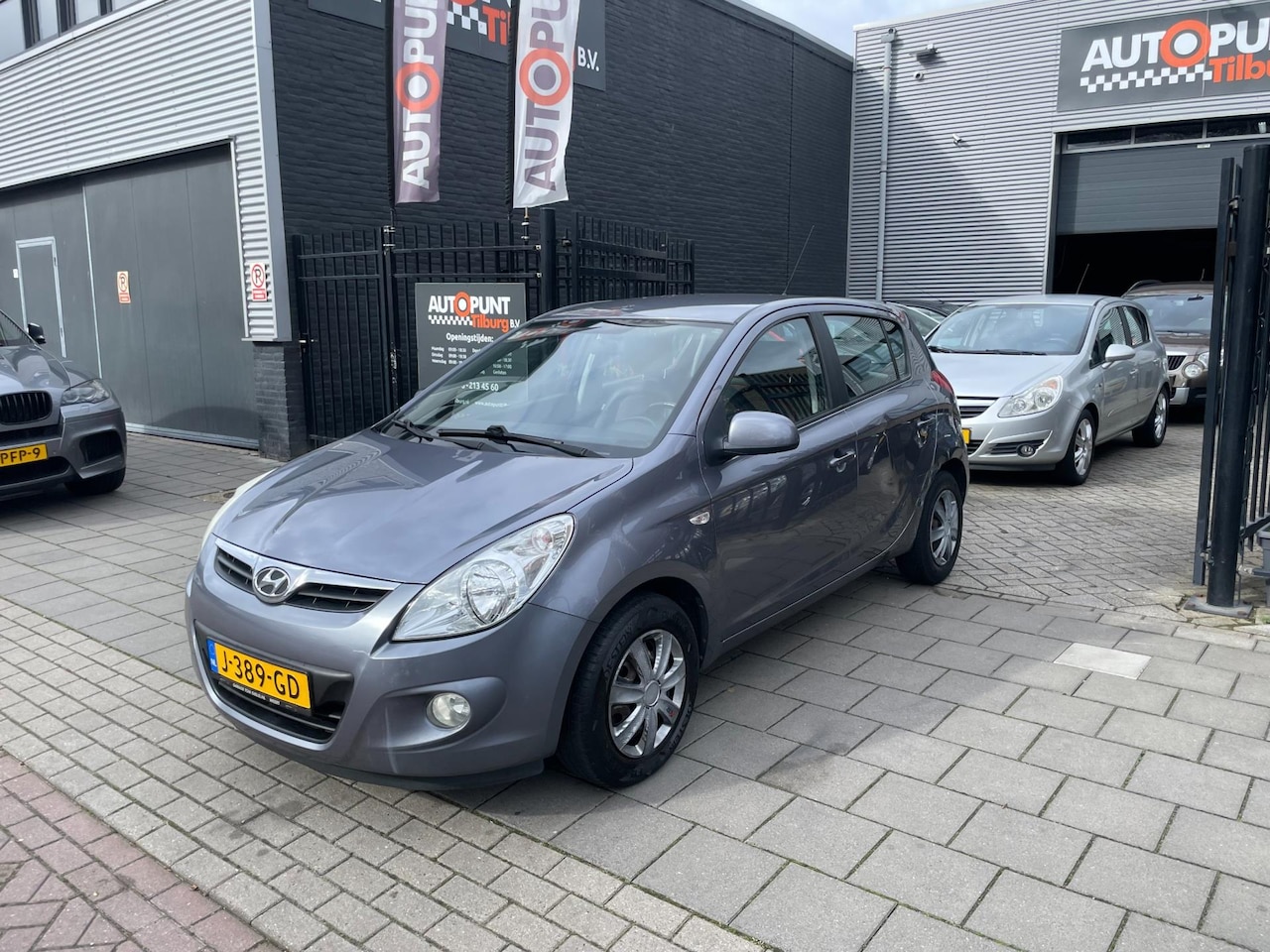 Hyundai i20 - 1.4i DynamicVersion Airco NAP APK - AutoWereld.nl