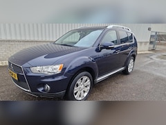 Mitsubishi Outlander - 2.4 Instyle 7 Persoon Automaat
