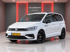 Volkswagen Touran - 1.5 TSI 150pk DSG R-Line Black Style 7p. | ACC | Elk Trekhaak | Carplay