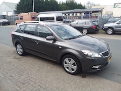 Kia Cee'd - 1.4 CVVT X-ecutive