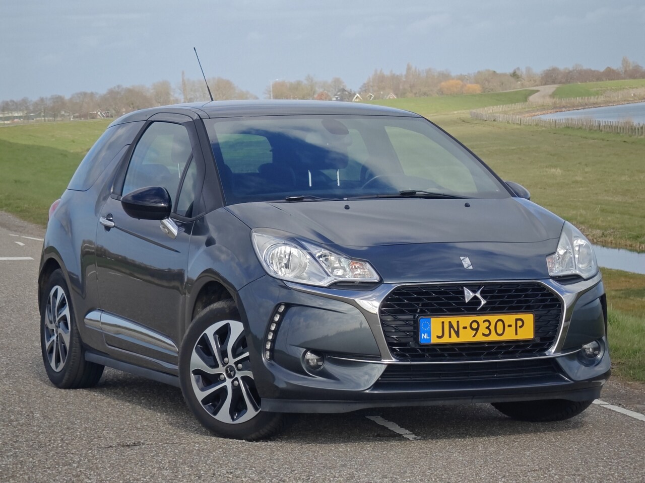 DS 3 - 1.2 Business | Rijklaarprijs - AutoWereld.nl