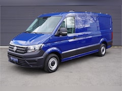Volkswagen Crafter - 35 140pk L3H3/L2H2 Navigatie Trekhaak Parkeersensoren Stoelverwarming Airco