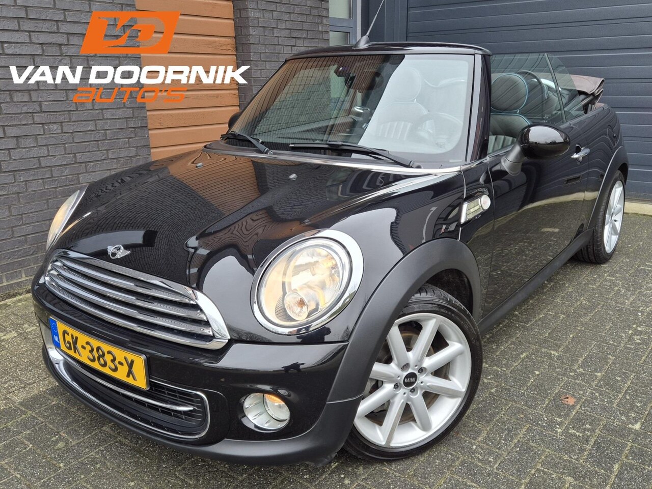 MINI Cabrio - Mini 1.6 Cooper Cabrio Highgate Leder/Airco/Origineel NL! - AutoWereld.nl