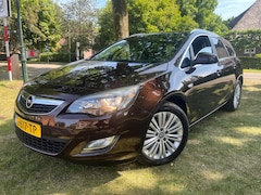 Opel Astra Sports Tourer - 1.6 Turbo Cosmo 180Pk / LM / Airco