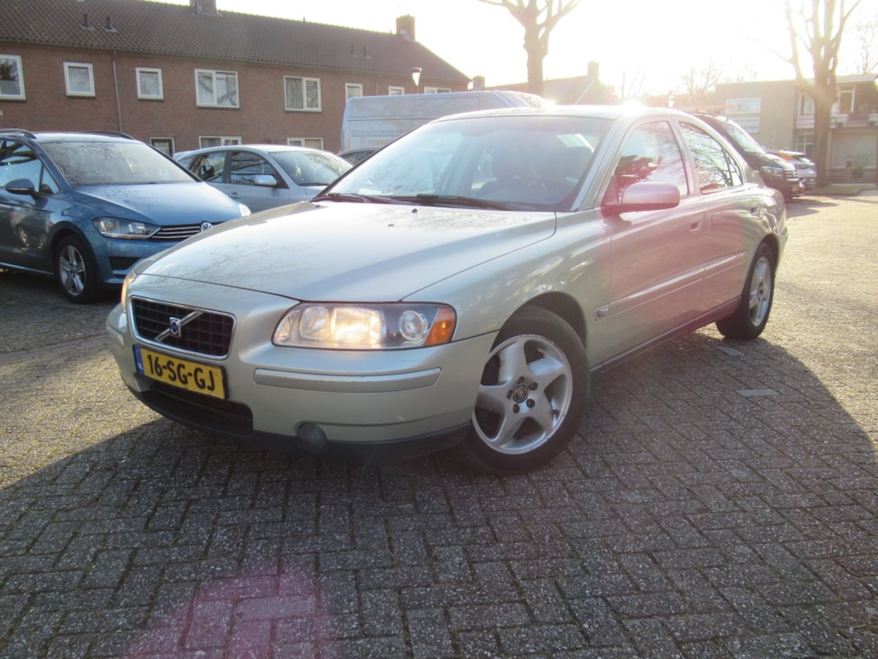 Volvo S60 - 2.4 | NW APK+Servicebeurt | TOPAUTO! | - AutoWereld.nl