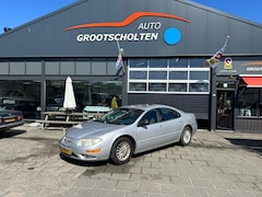 Chrysler 300M - 2.7 I V6 AUT lees de advertentie goed